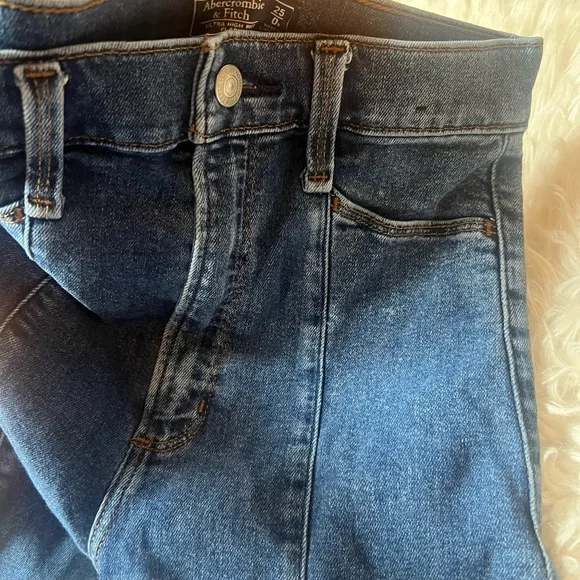 Abercrombie & Fitch Blue Flare Wide Leg Bell Bottom Jeans - Picture 5 of 9